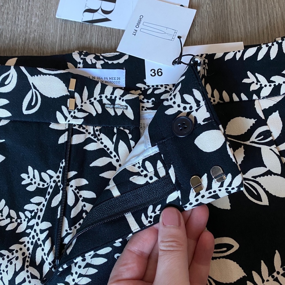 Zara Printed Chino Ankle Pants Size 4 - Picture 3 of 15